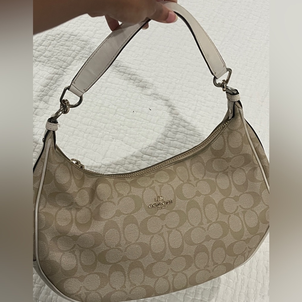 Coach Harley East/West Hobo Shoulder Bag - Picture 1 of 5